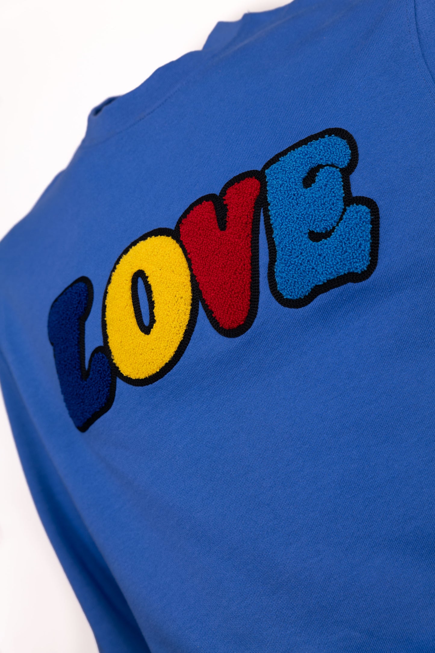 CHIO MI Premium Sweatshirt Blue Embroidery Details