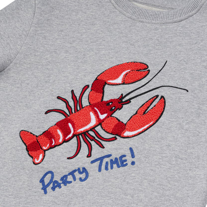 Hochwertige 3D-Stickerei Lobster Motiv auf CHIO MI Kindersweatshirt | Close-up Embroidery Detail | Détail de broderie de haute qualité