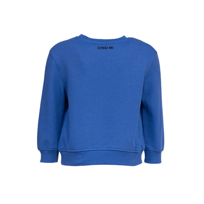 Rückansicht CHIO MI Brezel Kids Sweater: Bequeme Passform in kräftigem Blau aus 100% Bio-Baumwolle – Comfortable fit royal blue organic cotton kids clothes – Coupe confortable en coton bio bleu roi pour enfants